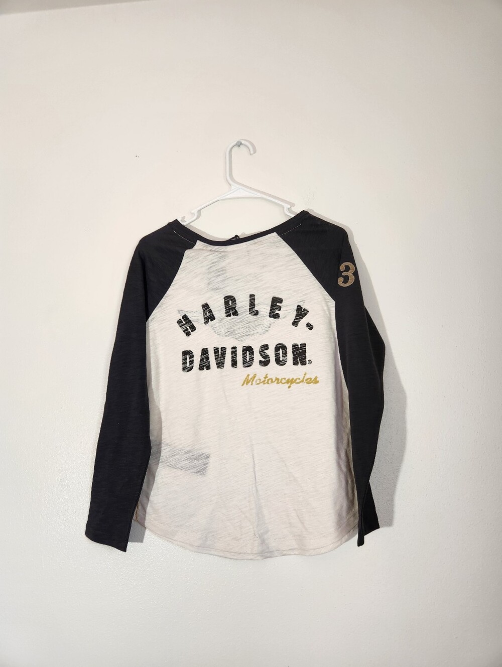 Women's Harley-Davidson  Long-Sleeve Raglan Tee in White, Black and Gold